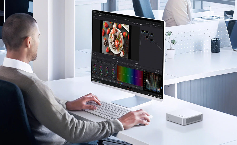 Kancelárske pracovisko s Mini PC
